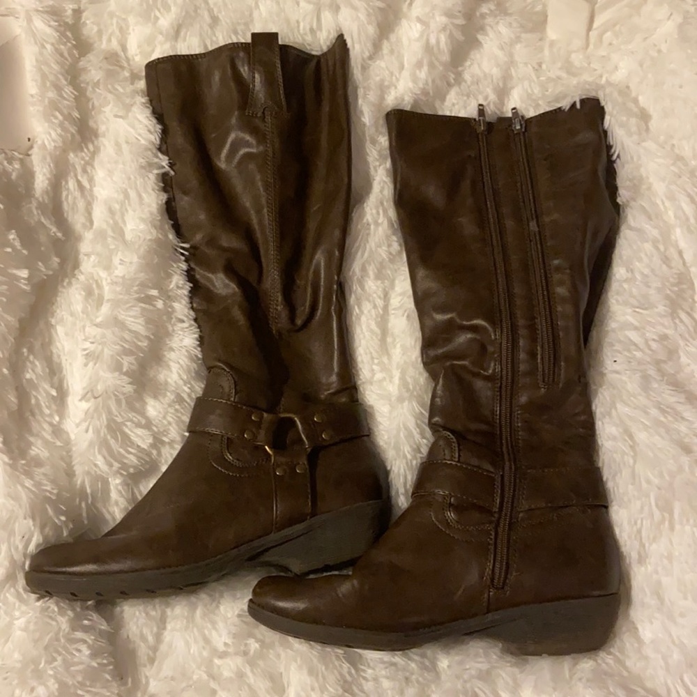 tall brown boots